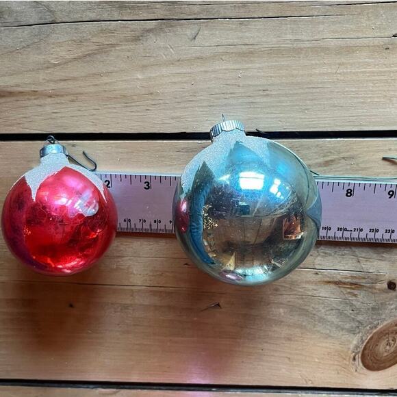 4 Vintage Mercury Glass Shiny Brite Christmas Ornaments. Snow cap (2) Blue/Pink - Picture 5 of 5
